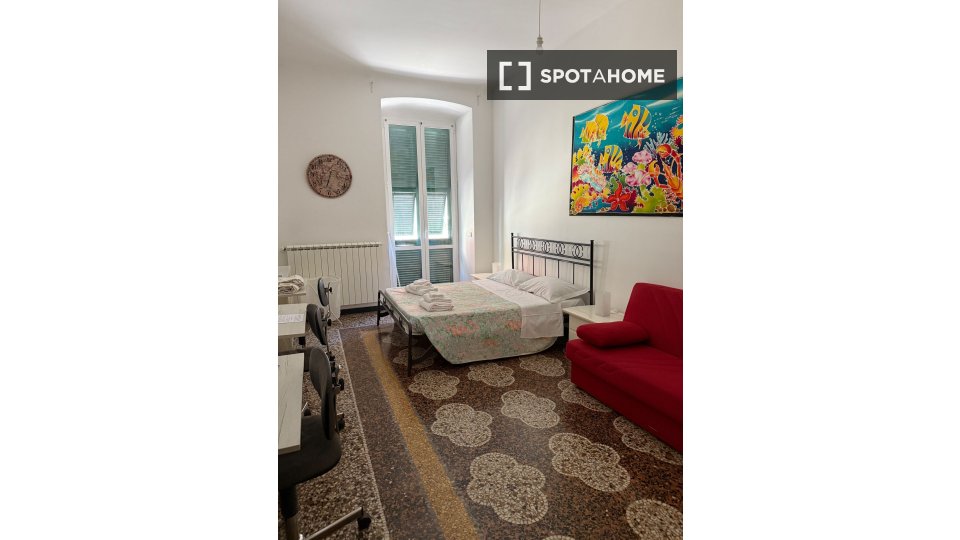 Double room Genoa, 4 beds — photo 8