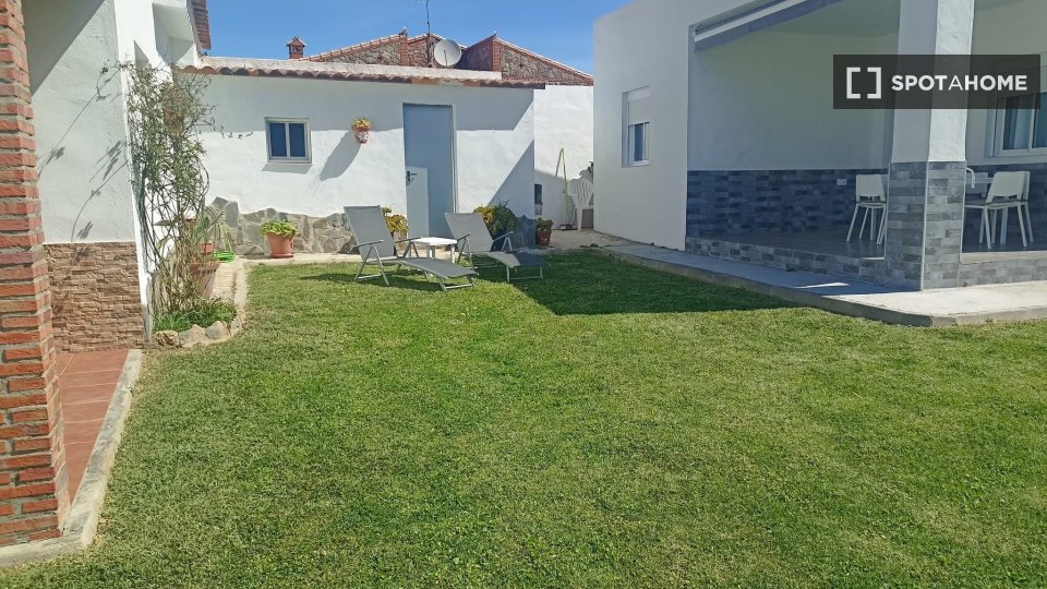 Piso de 3 habitaciones en alquiler en Barbate