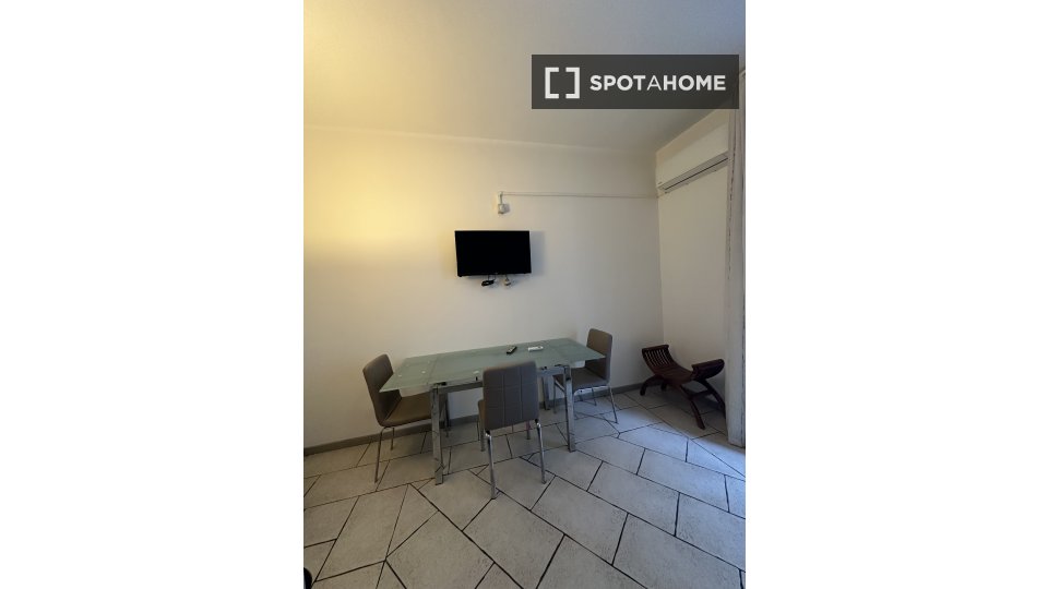 Apartment mono Milan, 40m² — photo 2