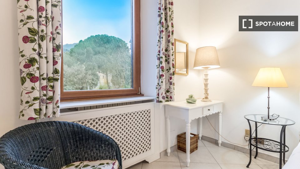 Apartment Rome, 1 bed, 90m² — photo 2