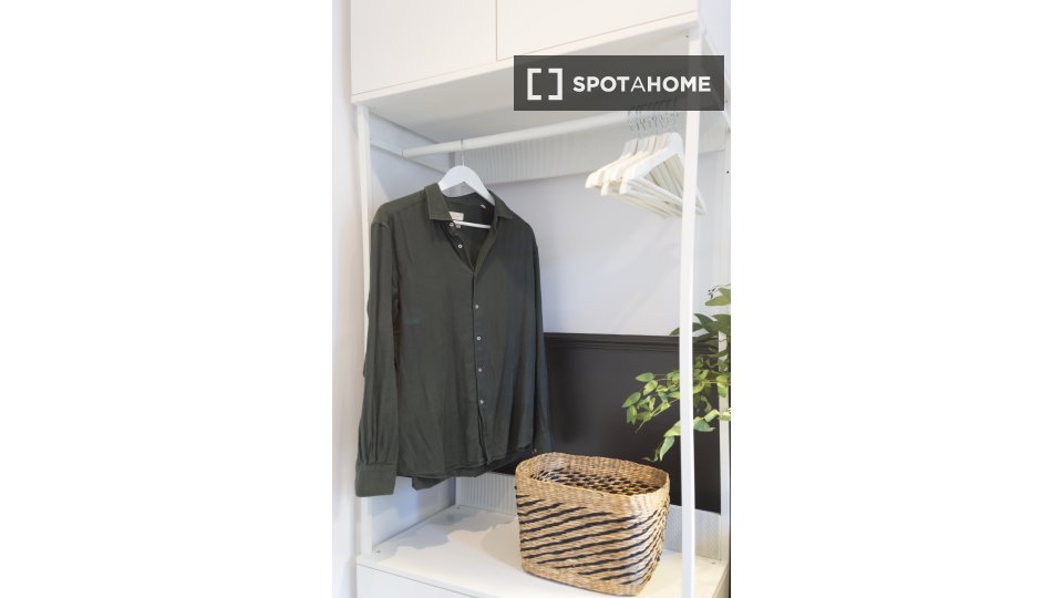 Double room Barcelona, 16 beds, 380m² — photo 12