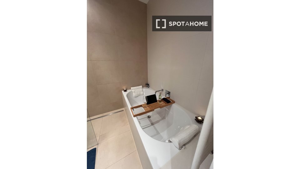 Apartment mono Berlin, 81m² — photo 3