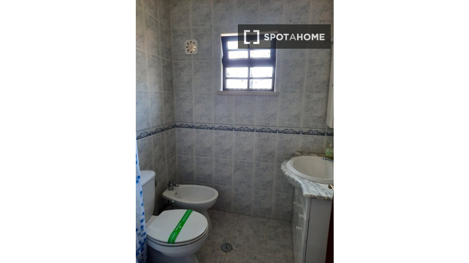 Apartment Lisbon, 3 beds, 110m² — photo 8