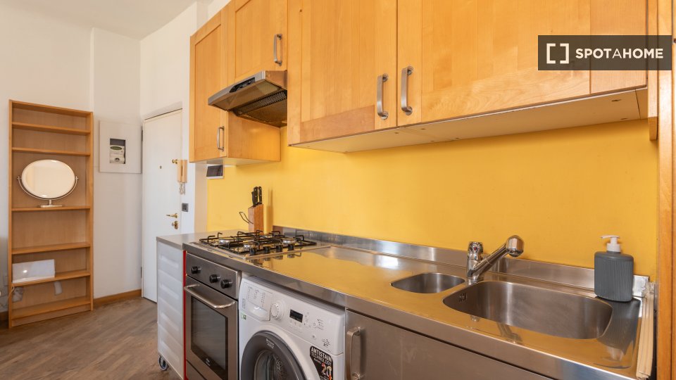 Apartment Milan, 1 bed, 41m² — photo 25