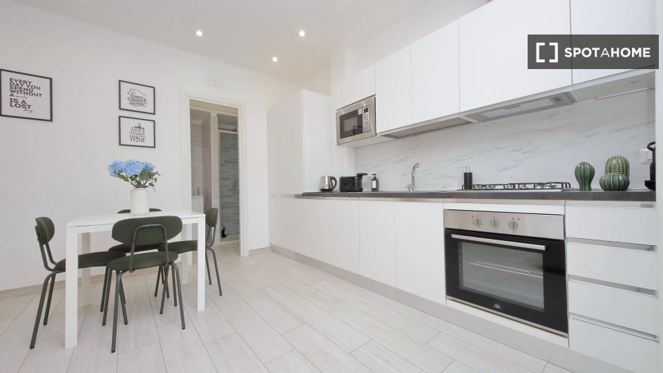 Apartment Rome, 1 bed — photo 17