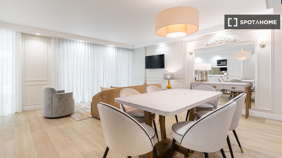 Apartment Porto, 2 beds, 96m² — photo 12