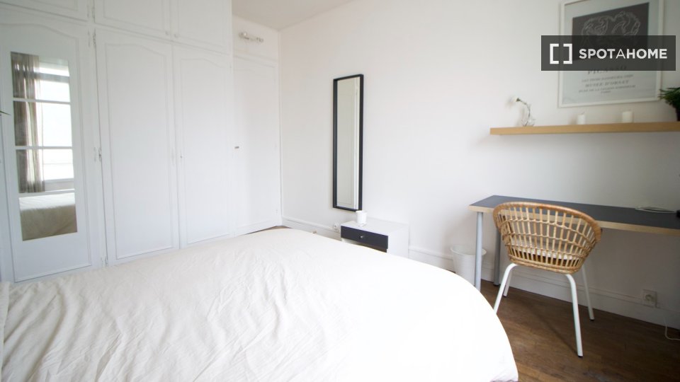 Double room Paris, 5 beds — photo 2