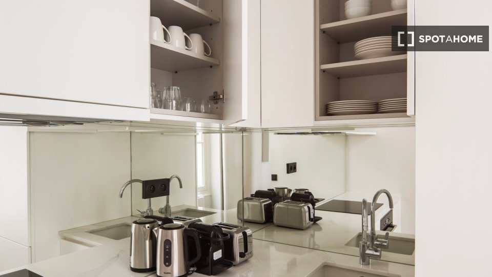 Apartment Paris, 1 bed, 46m² — photo 13