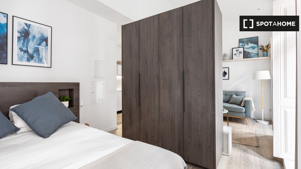 Apartment mono Lisbon — photo 15