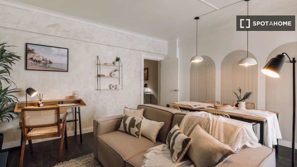 Apartment Lisbon, 1 bed — photo 10