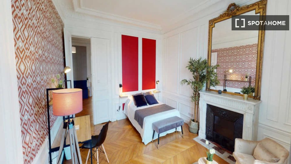 Double room Paris, 10 beds, 180m² — photo 30