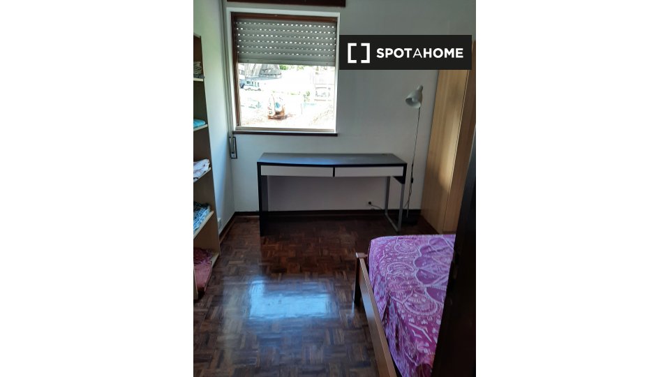 Double room Coimbra, 5 beds — photo 6