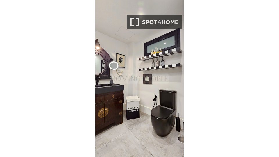 Apartment Malaga, 1 bed, 150m² — photo 19