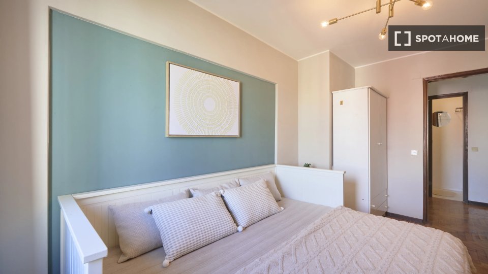 Double room Lisbon, 5 beds — photo 7