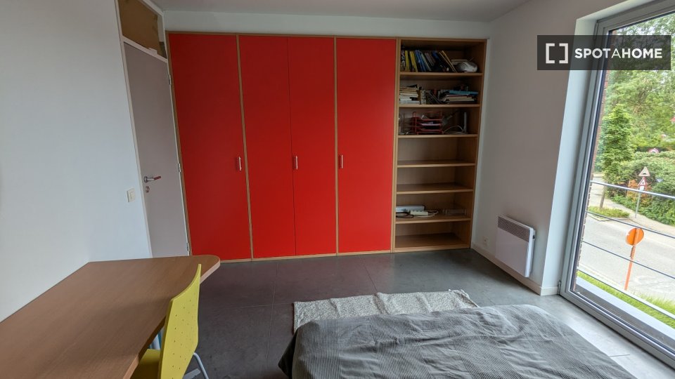 Double room Brussels, 2 beds, 250m² — photo 7