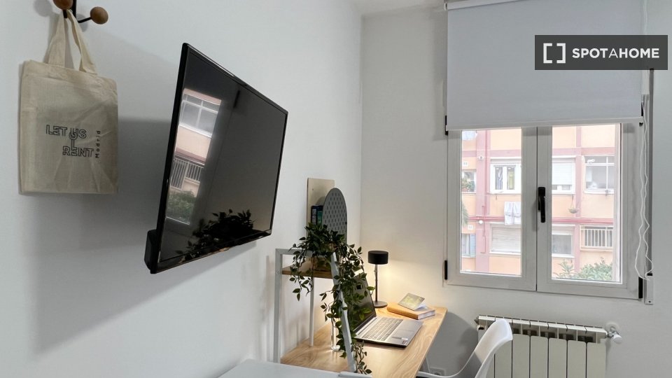 Double room Madrid, 5 beds — photo 29
