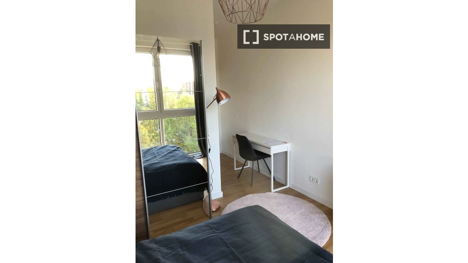 Double room Berlin, 2 beds, 116m² — photo 15