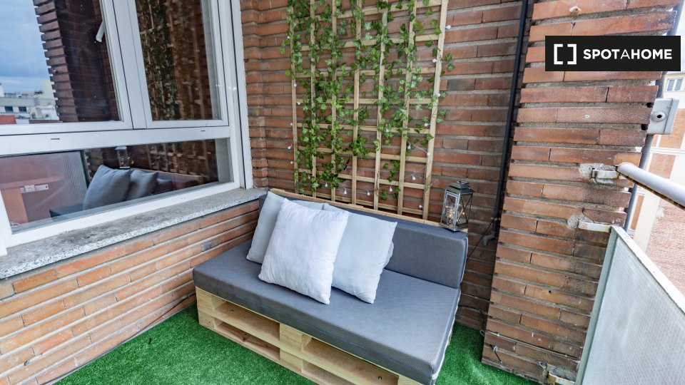 Double room Madrid, 6 beds, 150m² — photo 9