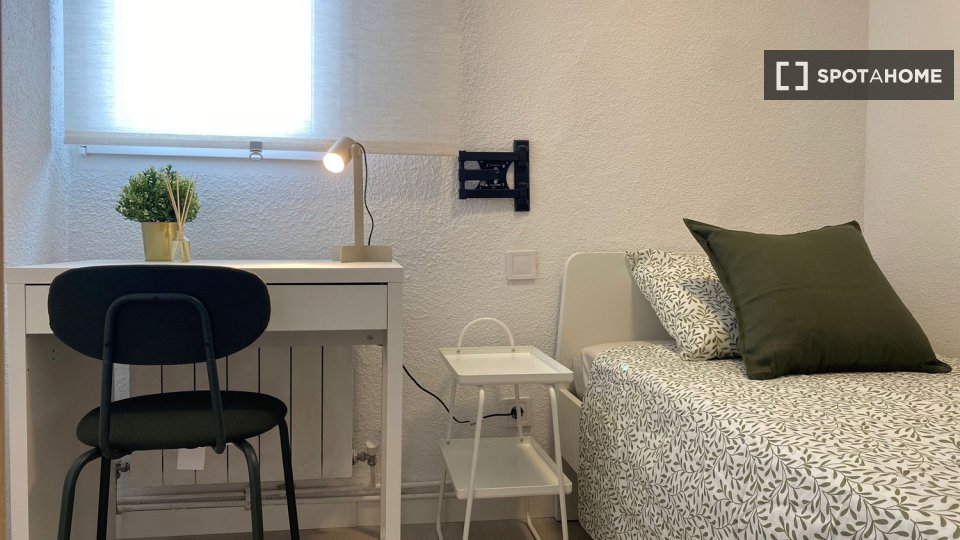 Camera doppia Madrid, 4 camere — foto 10