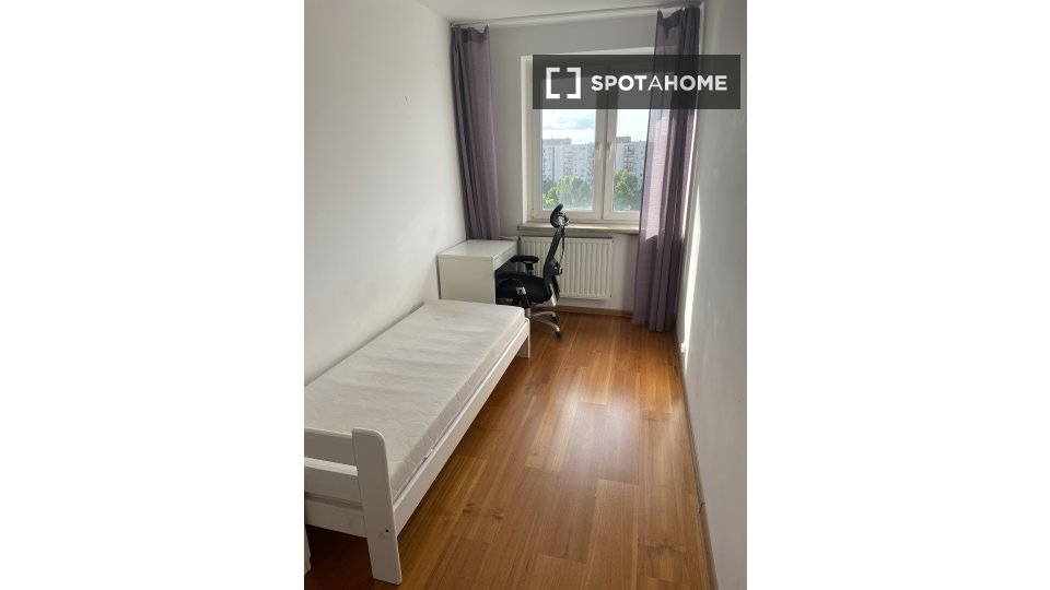 Double room Warsaw, 5 beds, 8m² — photo 11