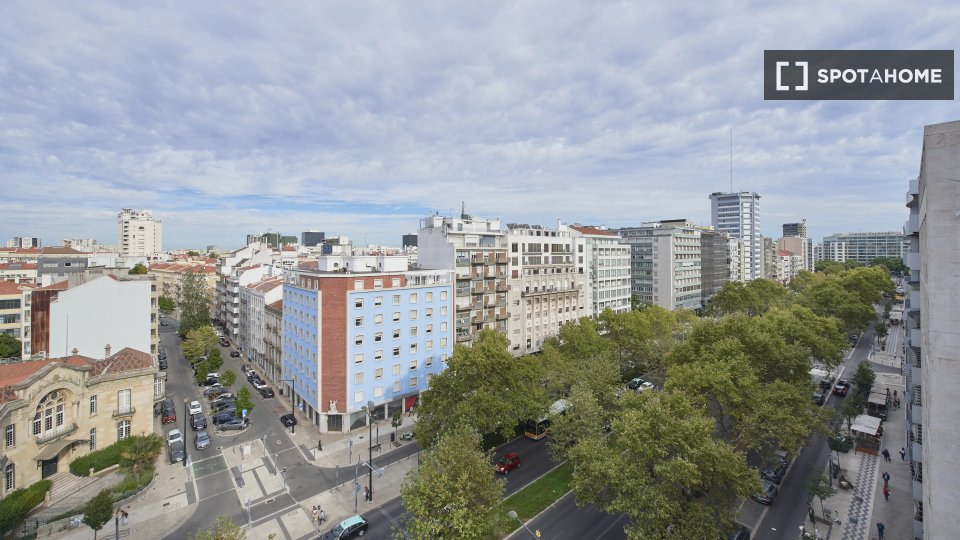 Double room Lisbon, 6 beds — photo 14