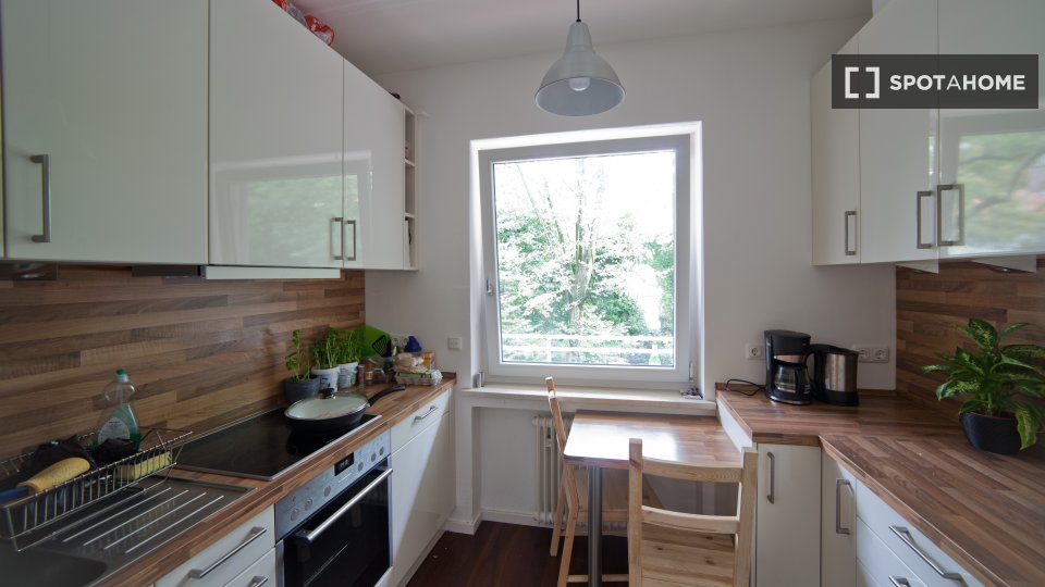 Double room Munich, 4 beds, 100m² — photo 1