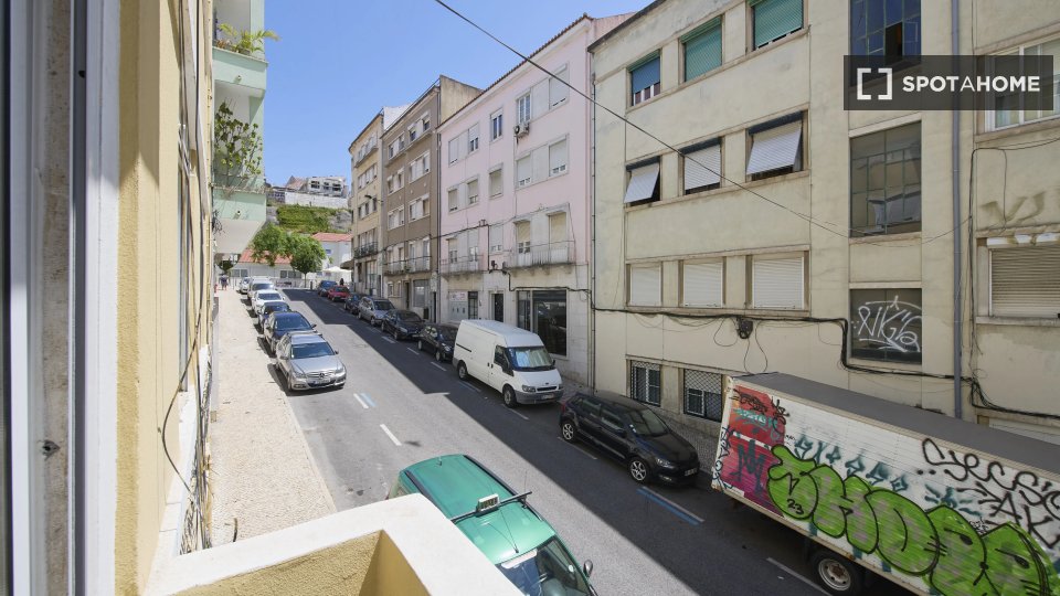Double room Lisbon, 4 beds — photo 4