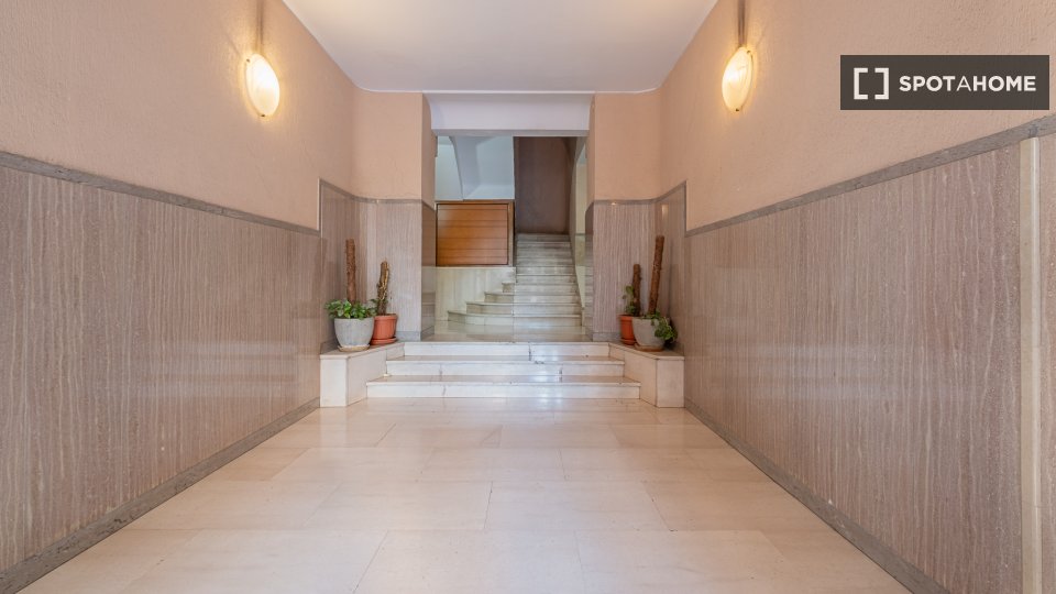 Apartment Rome, 2 beds, 104m² — photo 4