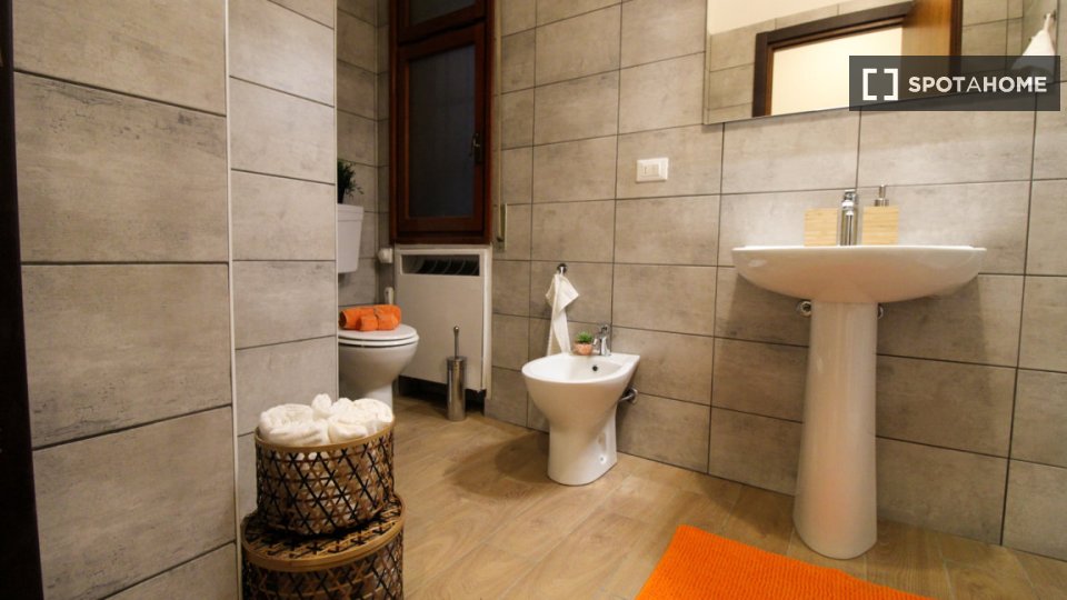 Double room Bologna, 8 beds — photo 22