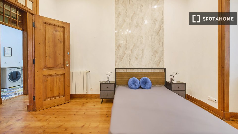 Double room Lisbon, 7 beds — photo 12