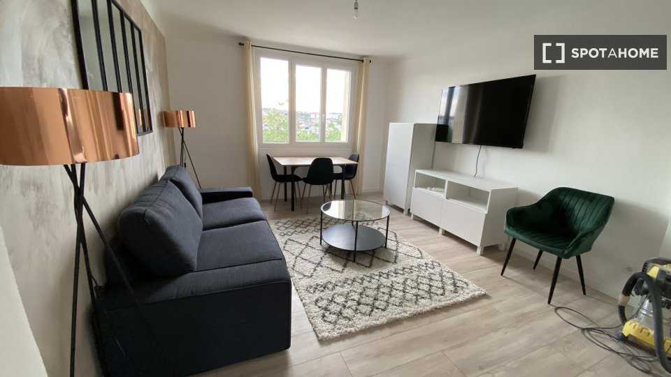 Double room Paris, 3 beds, 66m² — photo 10