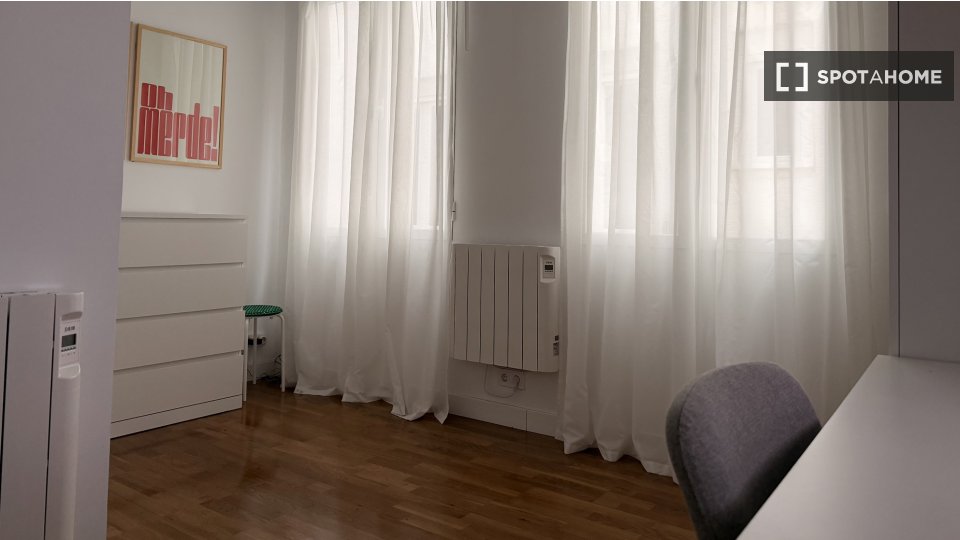 Apartment mono Madrid, 35m² — photo 5