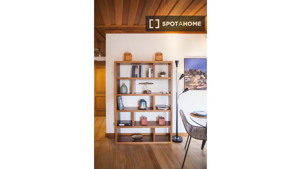 Apartment mono Lisbon, 65m² — photo 13