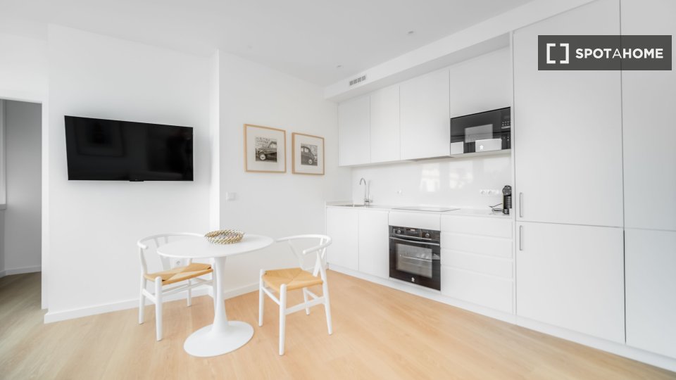 Apartment mono Porto, 40m² — photo 13
