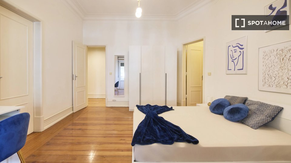 Double room Lisbon, 9 beds — photo 2