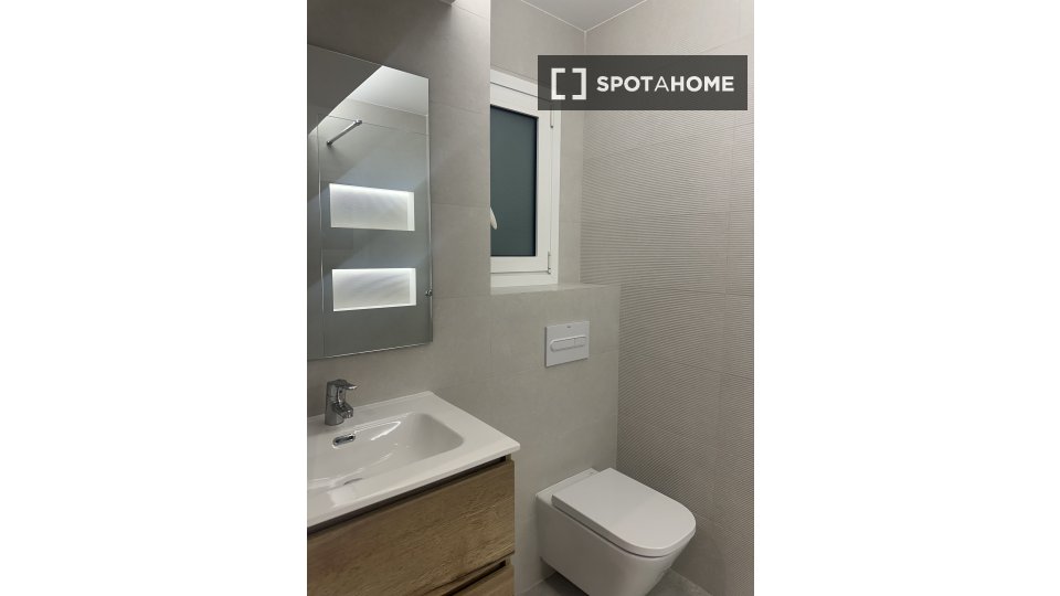 Apartment Barcelona, 2 beds, 60m² — photo 22