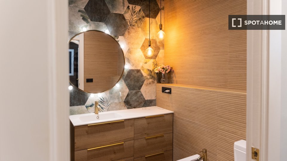 Apartment Valencia, 3 beds, 120m² — photo 18