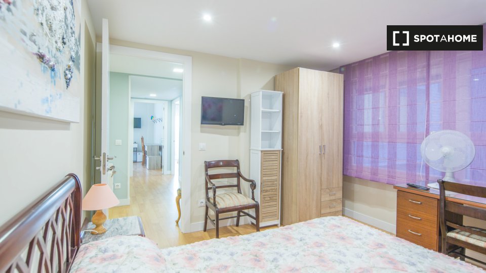 Double room Madrid, 8 beds — photo 50
