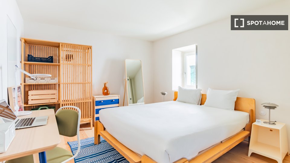 Apartment Lisbon, 2 beds — photo 17