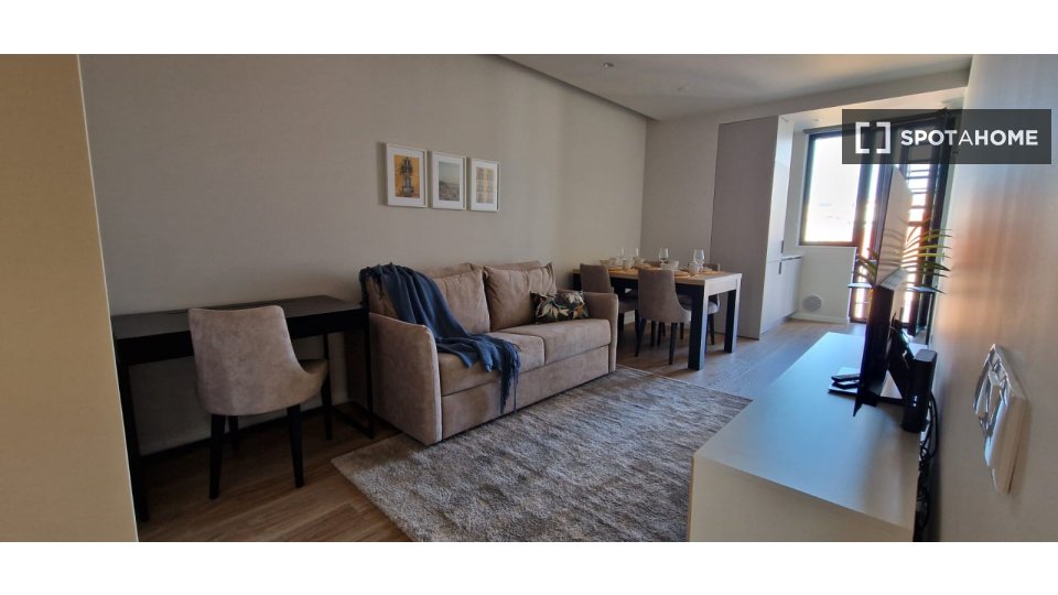 Apartment mono Lisbon, 54m² — photo 14