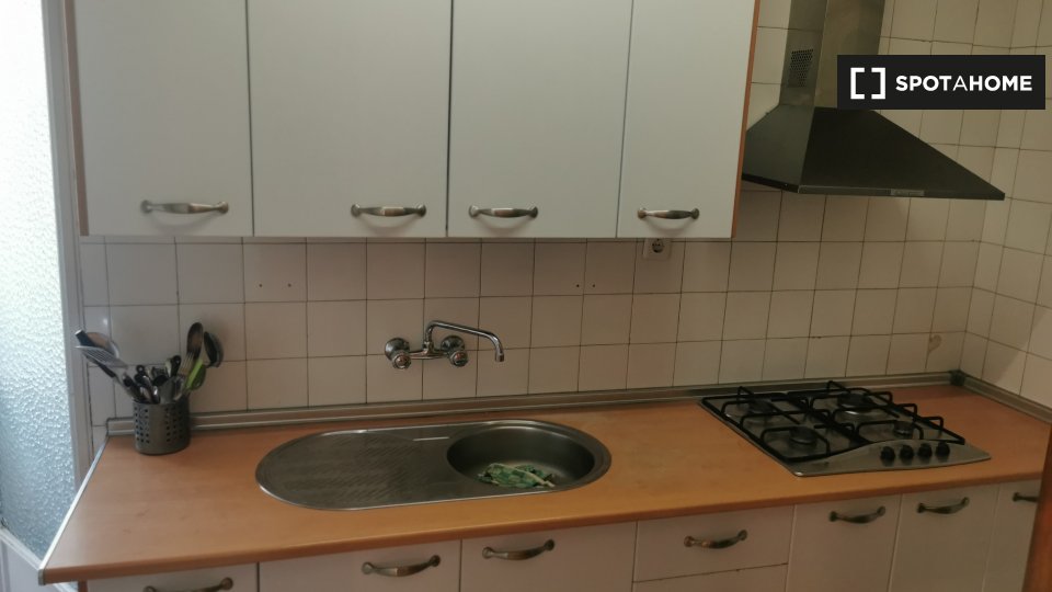 Double room Granada, 4 beds, 100m² — photo 10