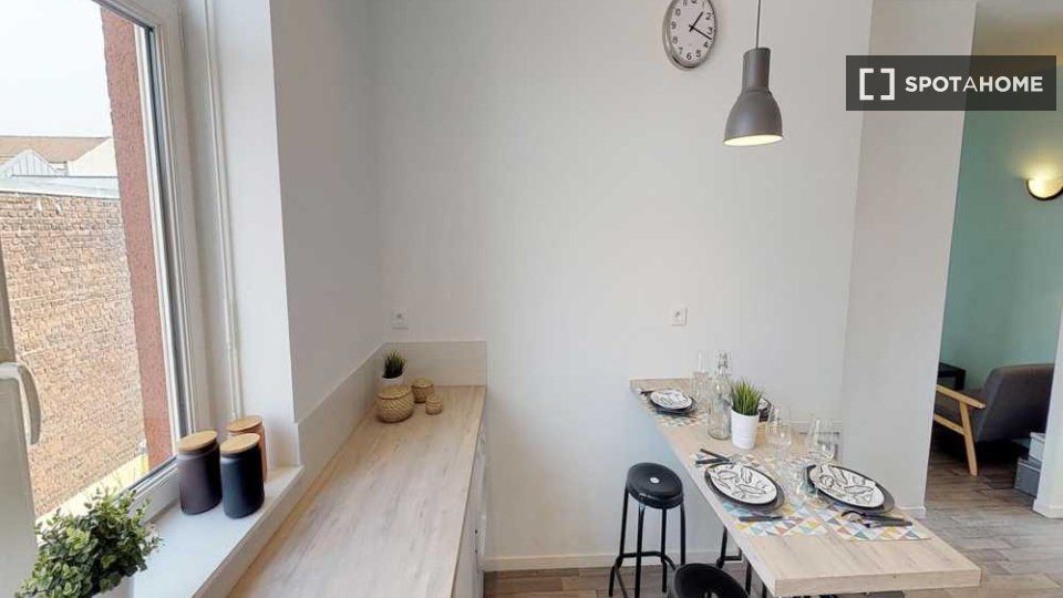 Double room Lille, 4 beds, 80m² — photo 2