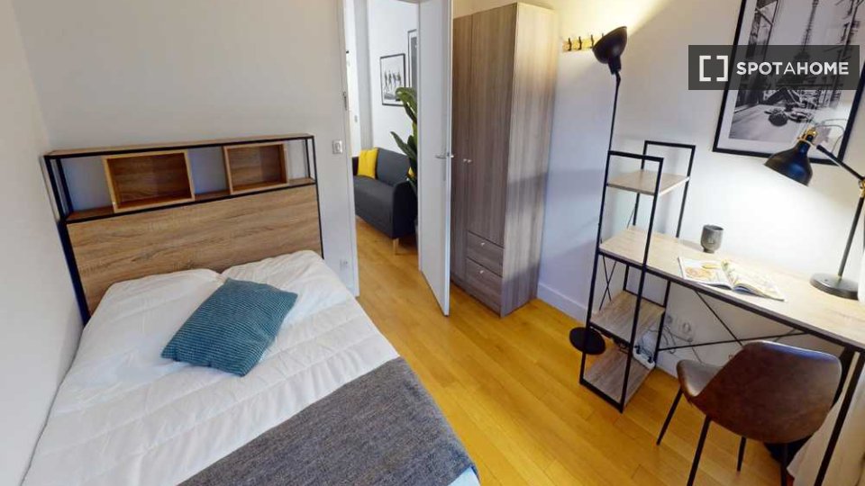 Double room Paris, 5 beds, 100m² — photo 6