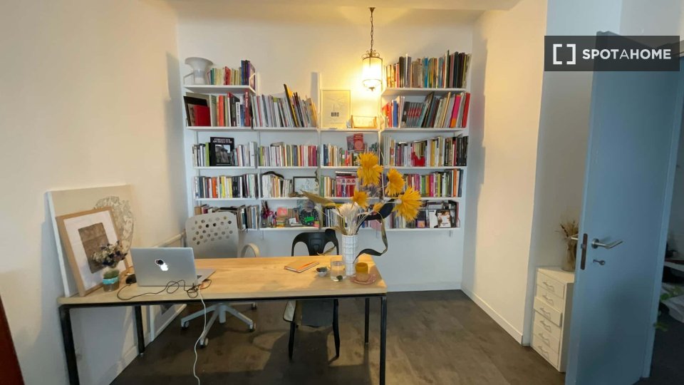 Apartment Milan, 1 bed, 70m² — photo 2