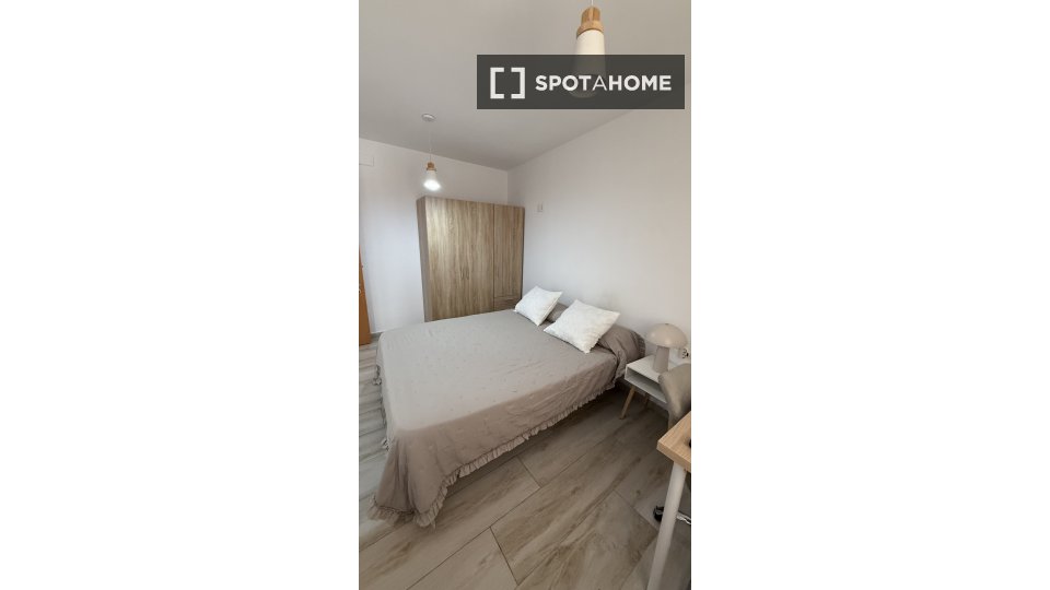 Double room Murcia, 3 beds, 70m² — photo 42