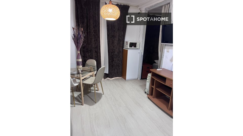 Apartment mono Barcelona, 25m² — photo 9