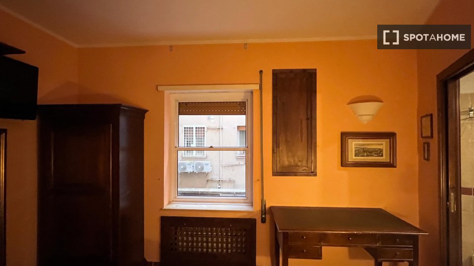 Double room Rome, 4 beds, 94m² — photo 26