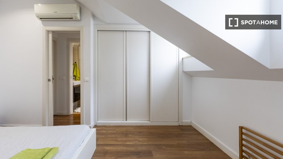 Apartment Lisbon, 1 bed — photo 18