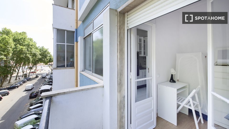 Double room Lisbon, 7 beds — photo 17