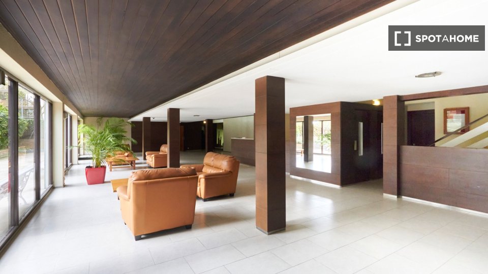 Apartment Barcelona, 3 beds, 82m² — photo 10